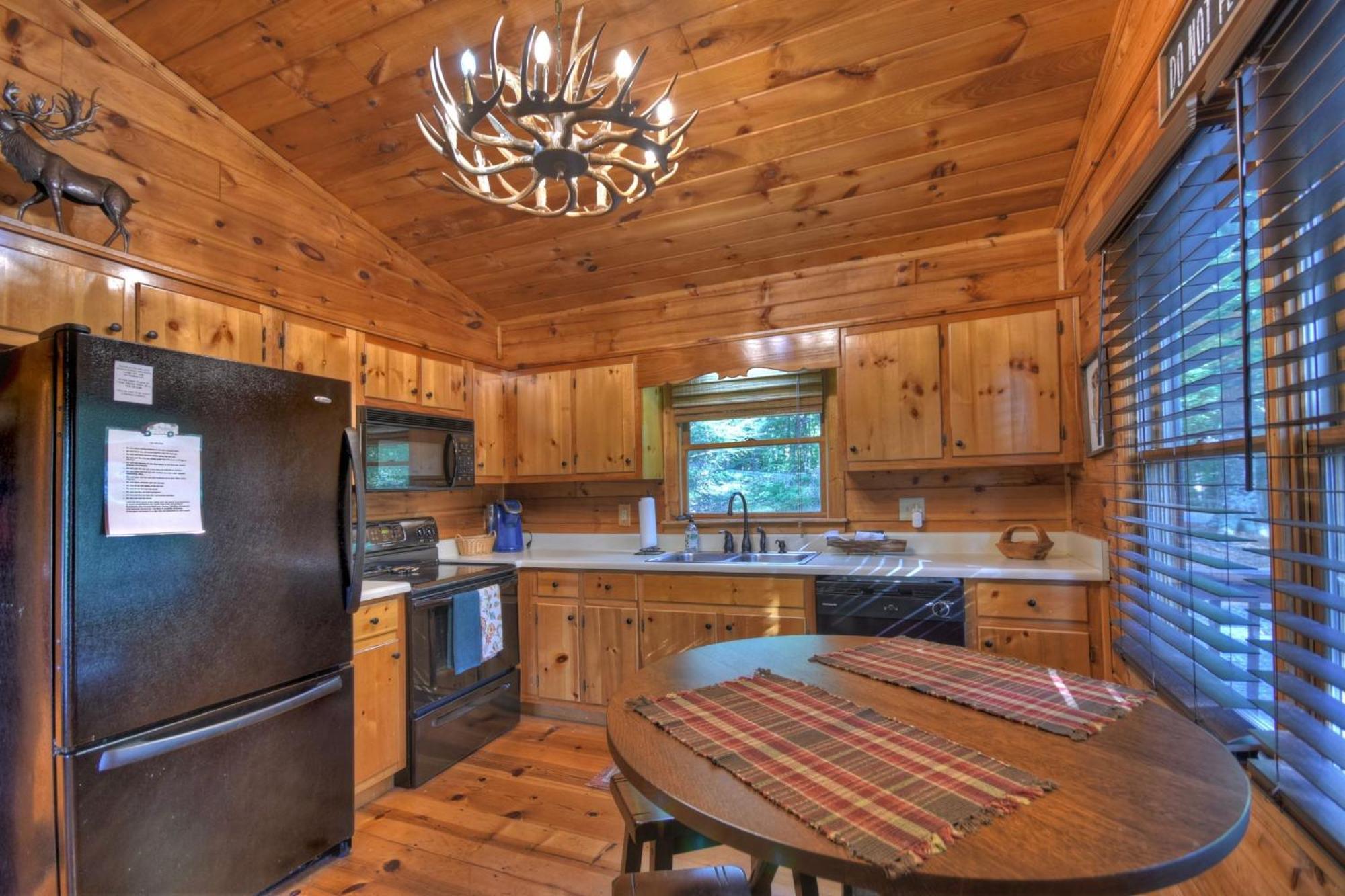 Bearfoot Ridge Wood-Burning Fireplace Cozy Hot Tub Serene Views Ellijay Kültér fotó
