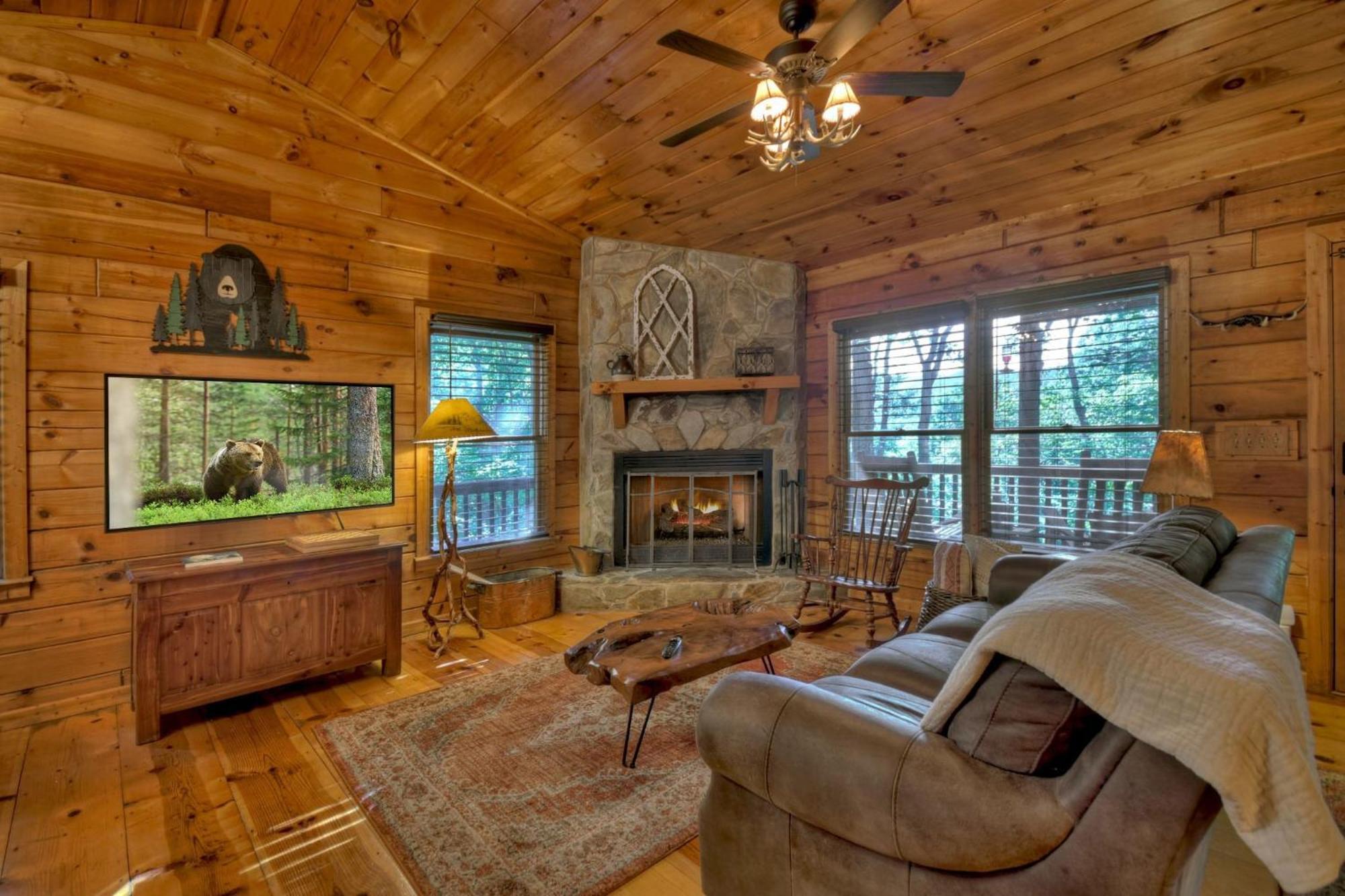 Bearfoot Ridge Wood-Burning Fireplace Cozy Hot Tub Serene Views Ellijay Kültér fotó